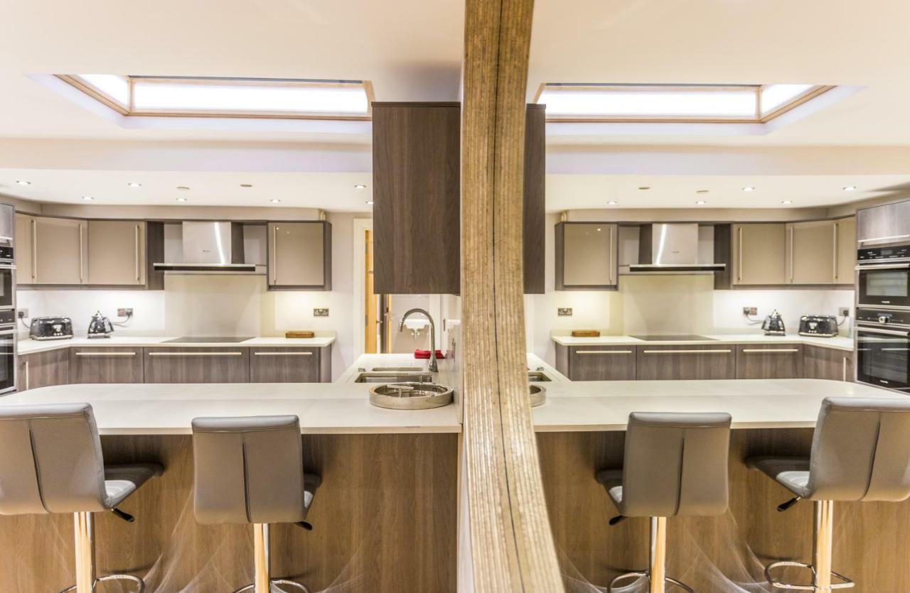 The Sweet Mews - Large 4Bdr Home Londen Buitenkant foto