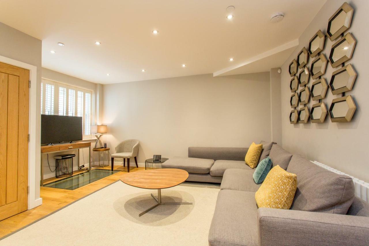 The Sweet Mews - Large 4Bdr Home Londen Buitenkant foto