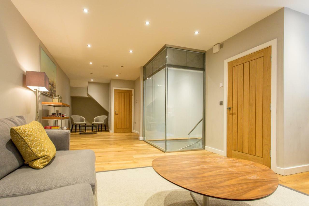 The Sweet Mews - Large 4Bdr Home Londen Buitenkant foto
