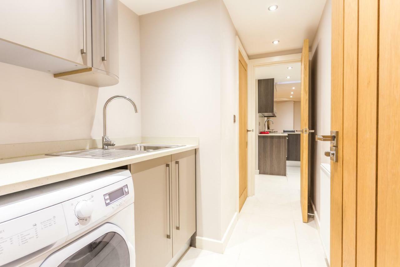 The Sweet Mews - Large 4Bdr Home Londen Buitenkant foto