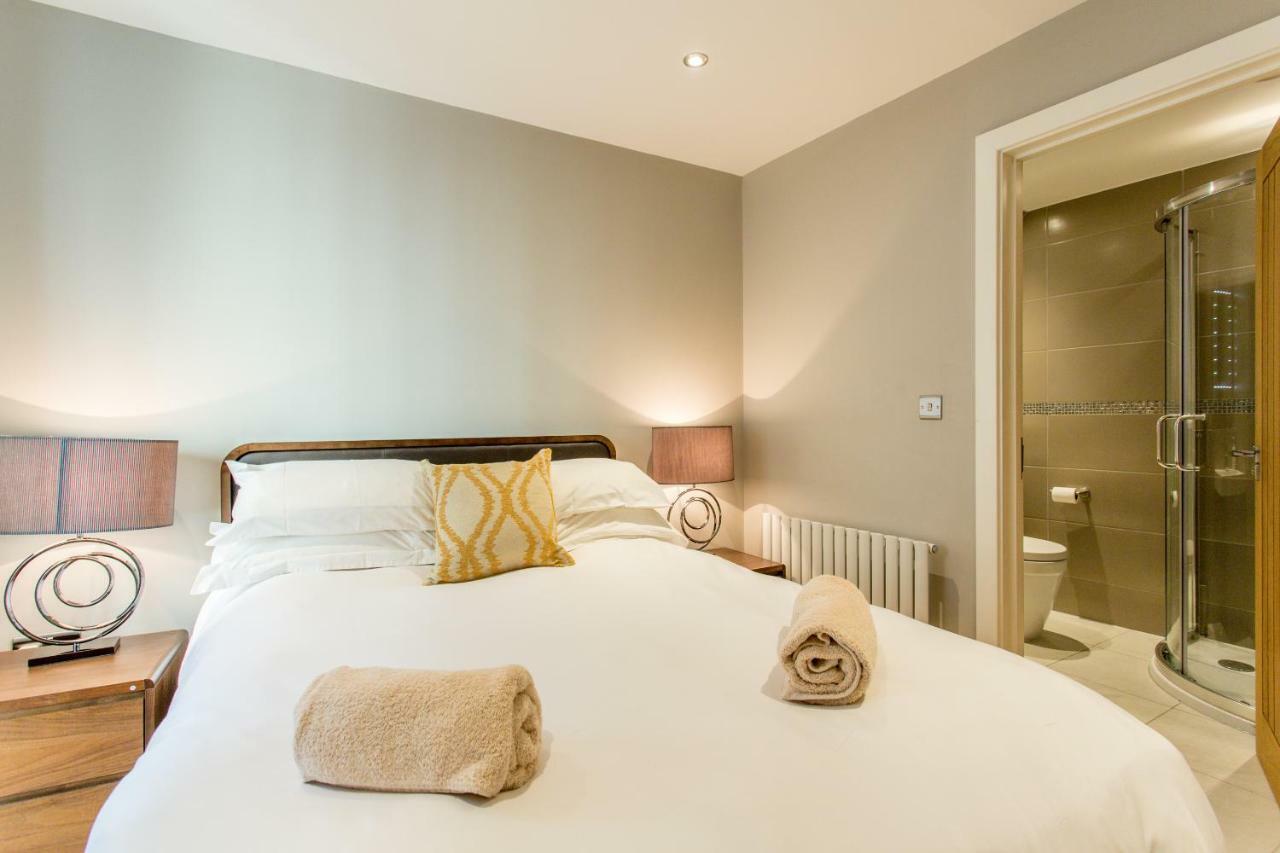 The Sweet Mews - Large 4Bdr Home Londen Buitenkant foto