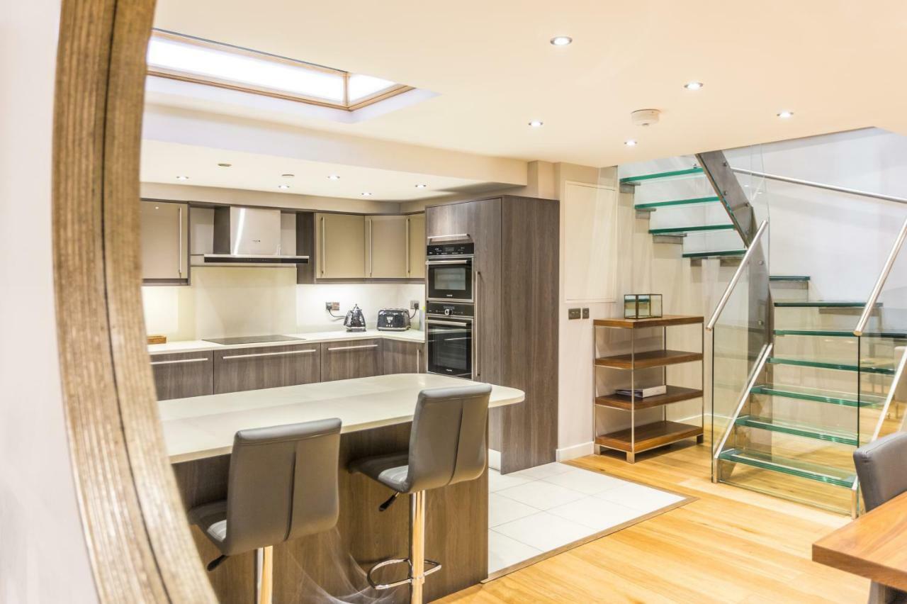 The Sweet Mews - Large 4Bdr Home Londen Buitenkant foto