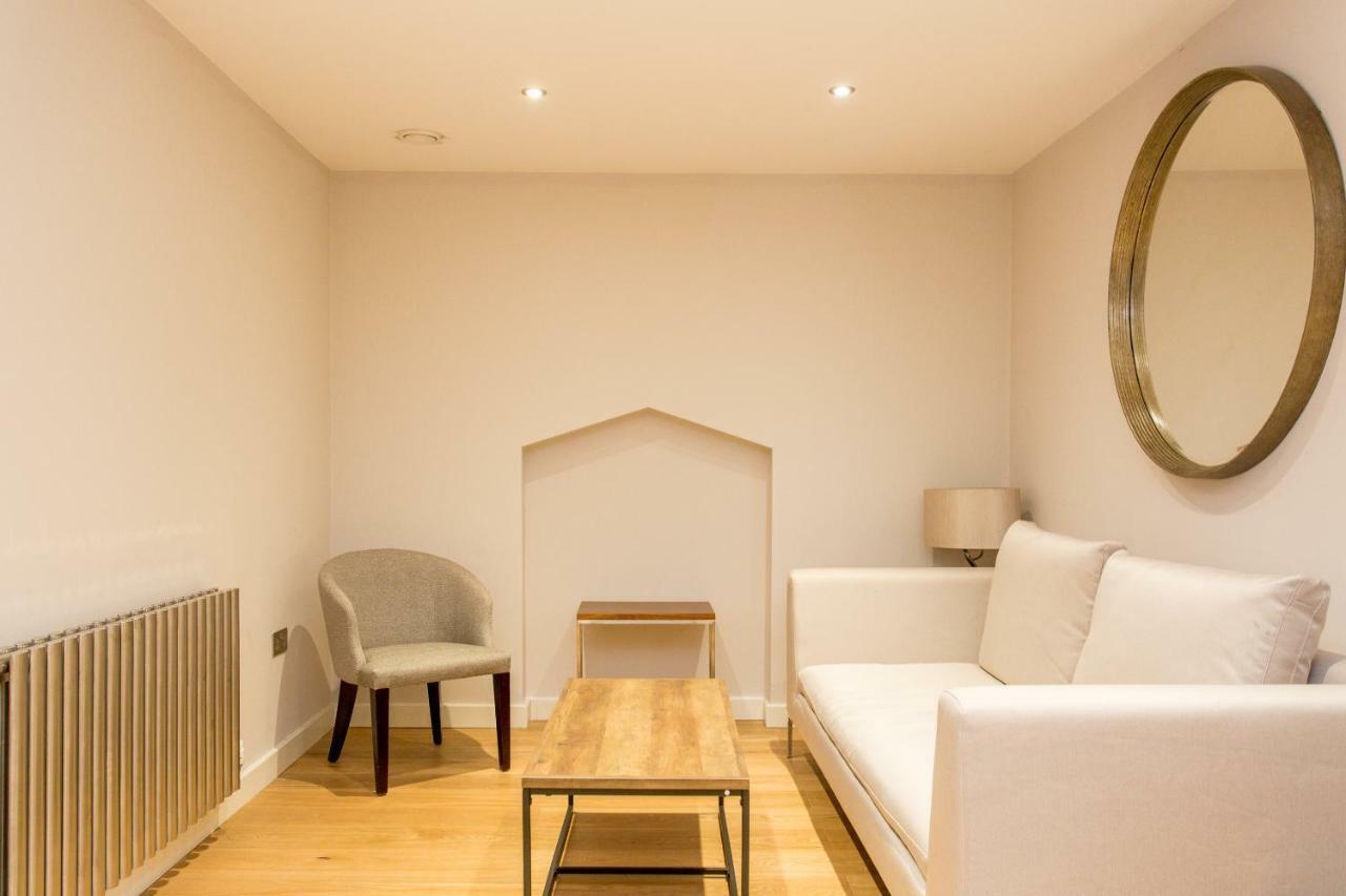The Sweet Mews - Large 4Bdr Home Londen Buitenkant foto