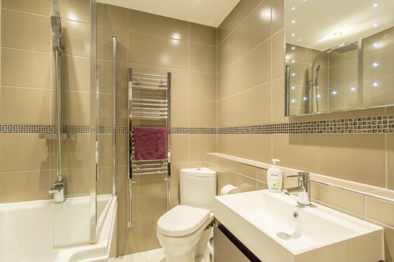 The Sweet Mews - Large 4Bdr Home Londen Buitenkant foto