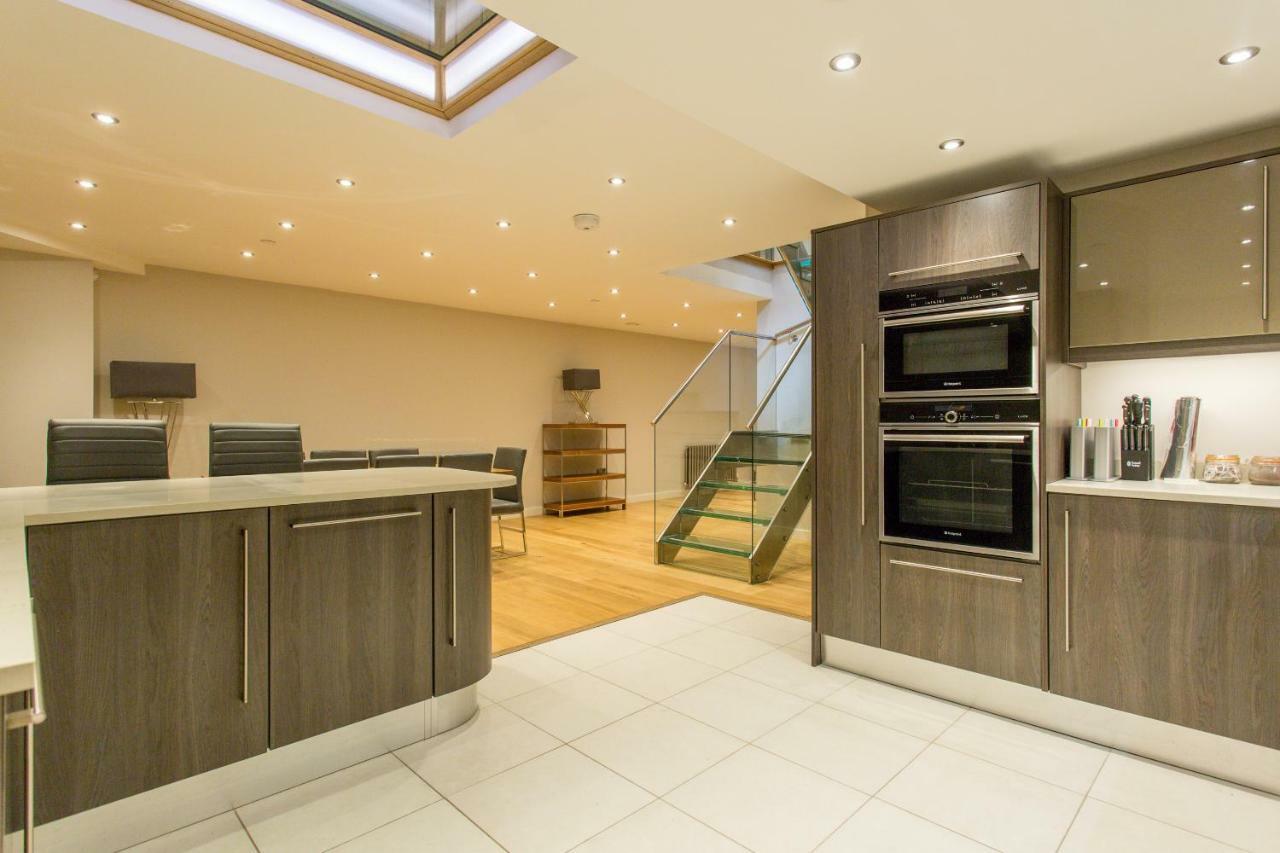 The Sweet Mews - Large 4Bdr Home Londen Buitenkant foto